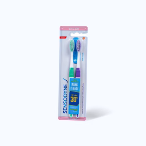 Bộ Đôi Bàn Chải Đánh Răng SENSODYNE Sensitive Extra Soft Ê Chăm Sóc Răng Buốt và Êm Dịu Nướu